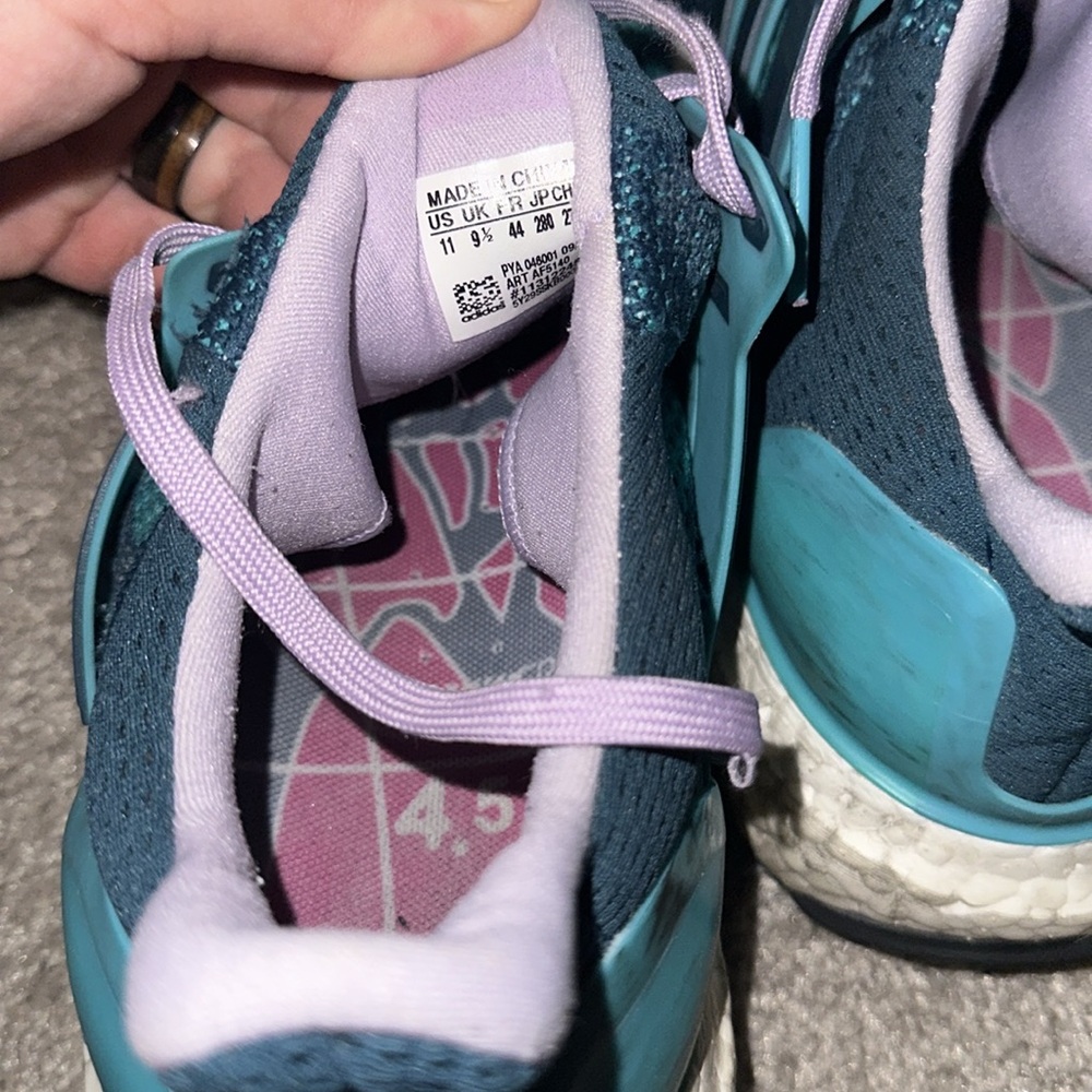 Adidas Ultraboost Sneakers - Picture 4 of 4